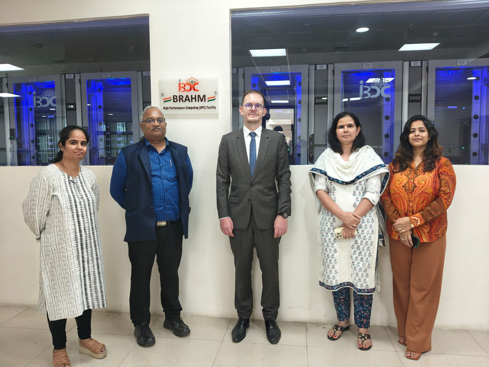 Officials Visit photo 13